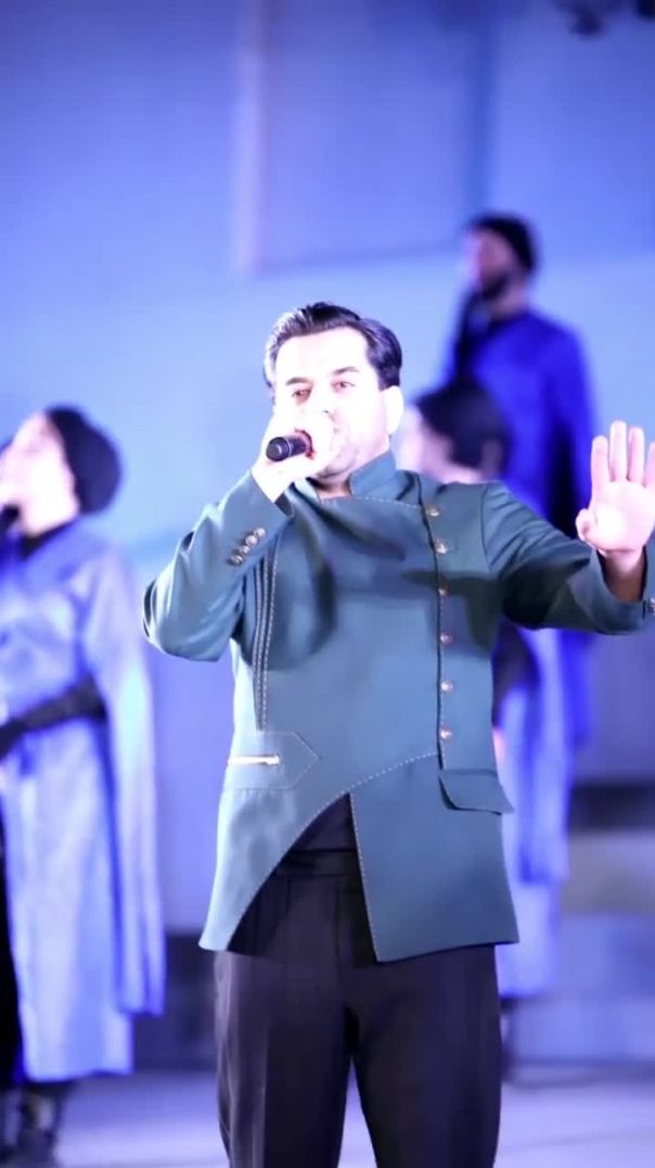 اجرای آهنگ ای ایران با صدای رضا بهرام